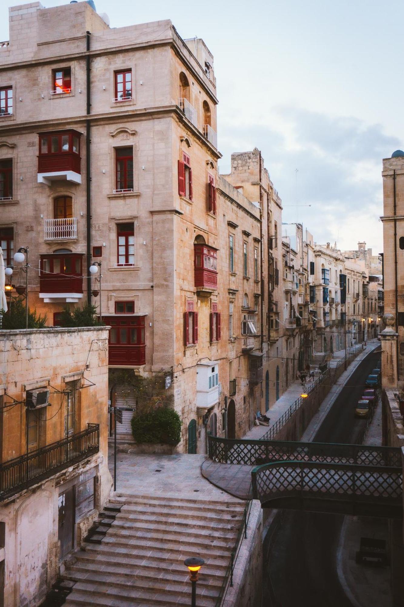 Charming Home With Sea Views & Maltese Balcony By 360 Estates Valletta Exterior foto